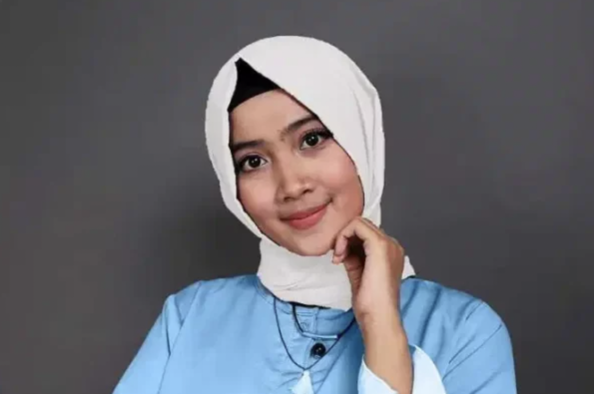 baju biru langit cocok dengan jilbab warna putih