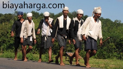 Satu Hari Menjadi Suku Baduy: Pengalaman Tak Terlupakan Satu Hari Menjadi Suku Baduy: Pengalaman Tak Terlupakan